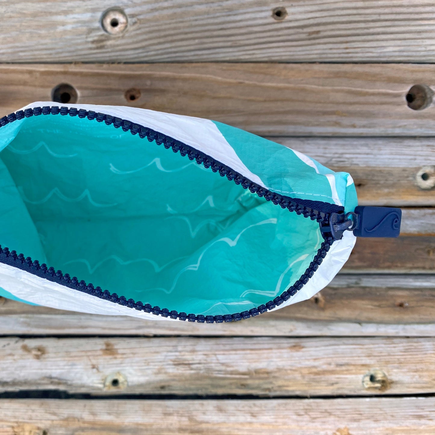 Shoreline Pouch