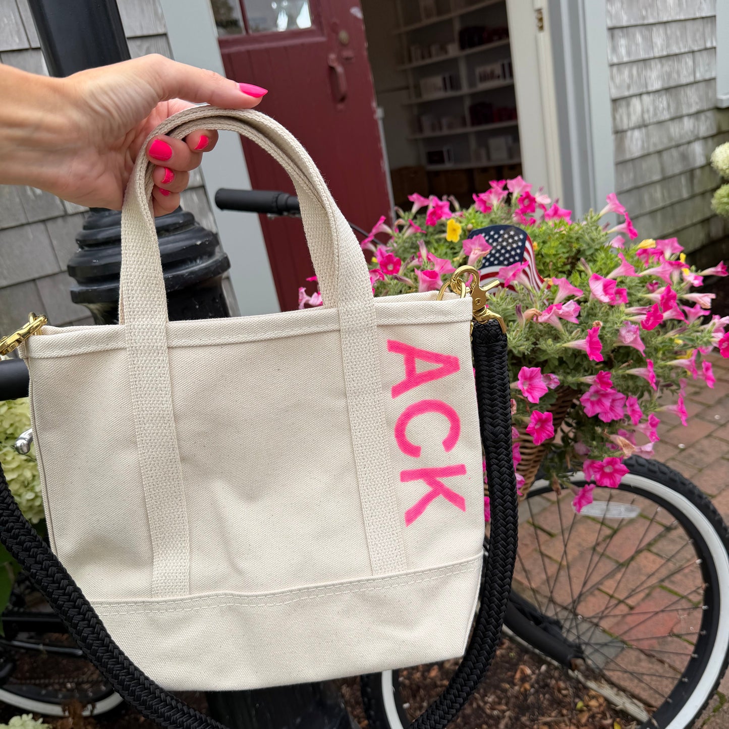 Nantucket Boat Tote + Strap